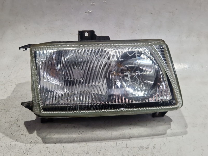 Recambio de faro delantero derecho para seat ibiza (6k1)(1993) 1.9 d referencia OEM IAM 67735649  