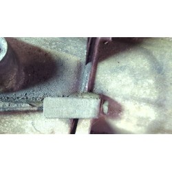 Recambio de caja cambios manual para ford courier 1.8 d referencia OEM IAM 89WTDB  