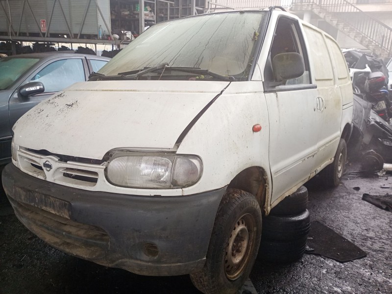 nissan vanette cargo furgoneta (hc 23) del año 2000