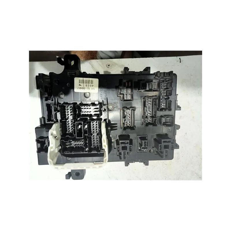 Recambio de centralita cierre para nissan terrano ii (r20)(02.1993) 2.7 td 4wd referencia OEM IAM   