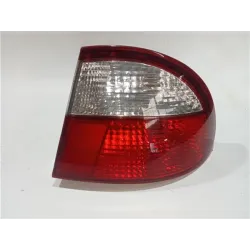 PILOTO TRASERO DERECHO 4617R 2A01RS102 