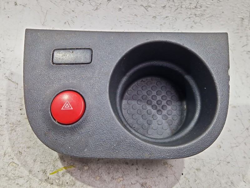 Recambio de boton emergencia para seat leon (1p1) 1.9 tdi referencia OEM IAM 1P1858331  