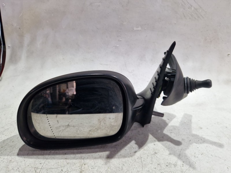 Recambio de retrovisor izquierdo para peugeot 406 (8b) 1.9 td referencia OEM IAM E2015001  