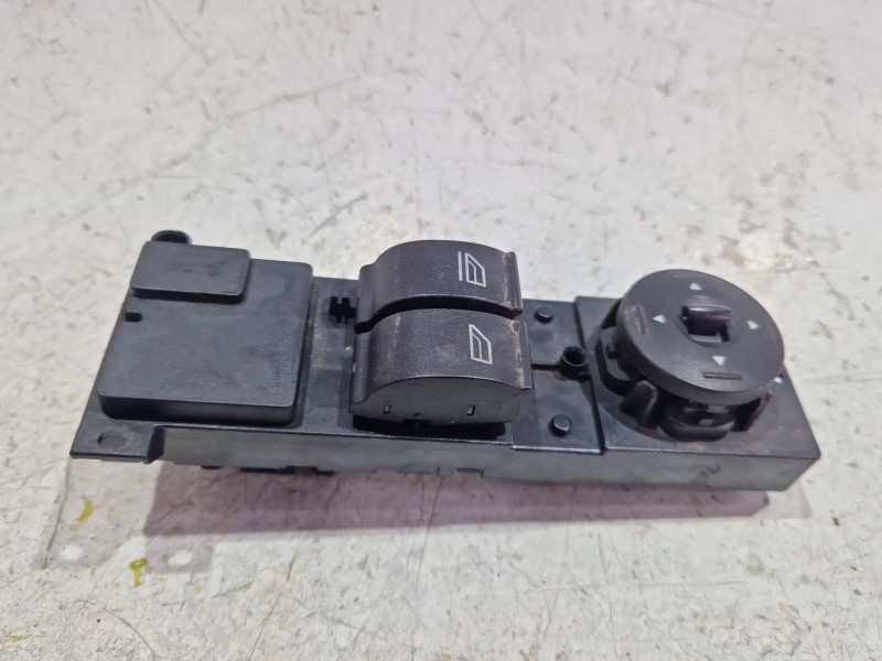 Recambio de mando elevalunas delantero izquierdo para ford focus iii 1.0 ecoboost referencia OEM IAM 03168080  