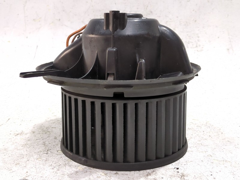 Recambio de motor calefaccion para seat leon (1p1) 1.6 tdi referencia OEM IAM 3C0907521F  