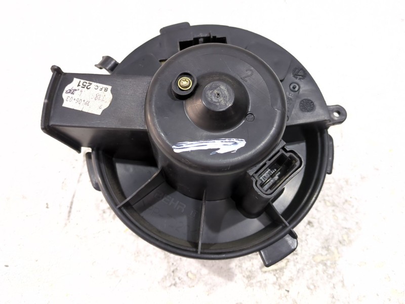 Recambio de motor calefaccion para peugeot 307 (3a/c) 2.0 hdi 90 referencia OEM IAM B6830  