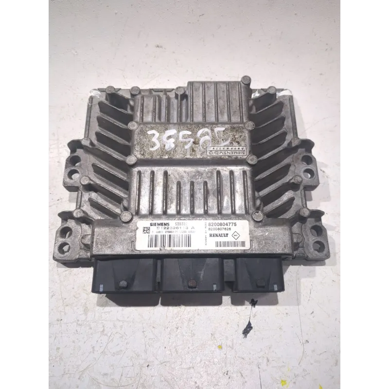 Recambio de centralita inyeccion para renault megane scénic dci referencia OEM IAM 8200804775  