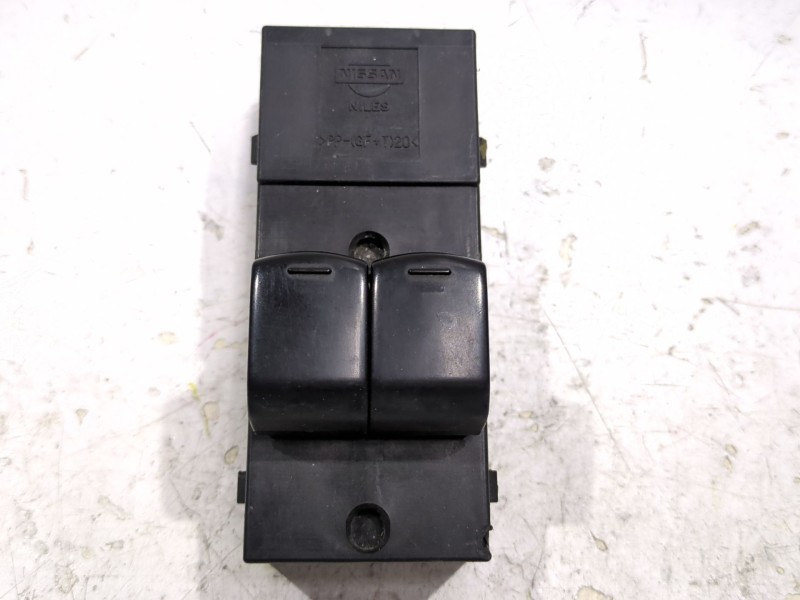Recambio de mando elevalunas delantero izquierdo para nissan micra iii (k12) 1.2 16v referencia OEM IAM   