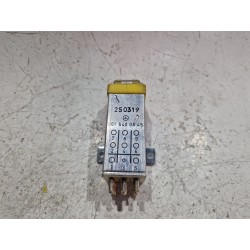 CAJA RELES / FUSIBLES 0015400845 