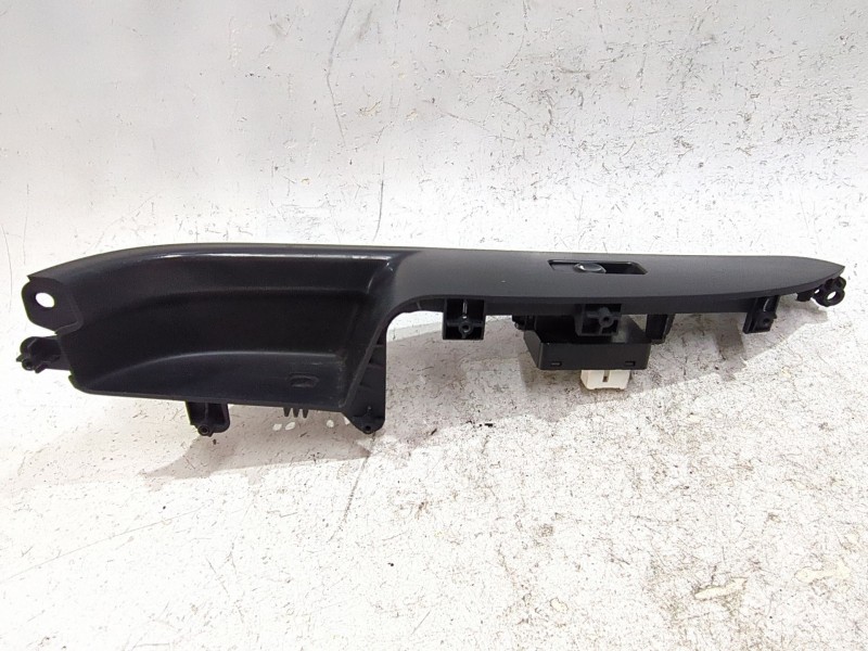 Recambio de mando elevalunas delantero derecho para hyundai i30 (fd) 1.6 crdi referencia OEM IAM 935752L011  