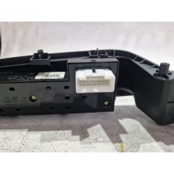 Recambio de mando elevalunas delantero izquierdo para hyundai i30 coupé 1.6 crdi referencia OEM IAM 935702L010  