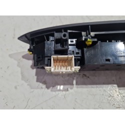 Recambio de mando elevalunas delantero izquierdo para hyundai i30 coupé 1.6 crdi referencia OEM IAM 935702L010  