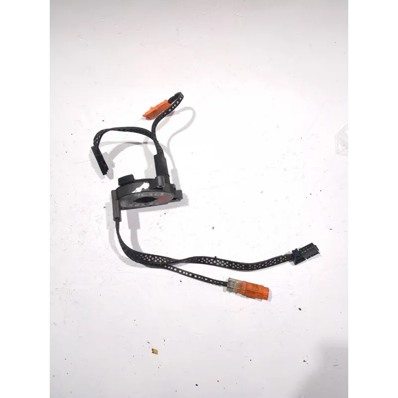 Recambio de anillo airbag para citroën xsara picasso (1999) 2.0 hdi referencia OEM IAM 61620011  