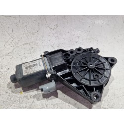 MOTOR ELEVALUNAS DELANTERO DERECHO 824602R000FDSTFR 