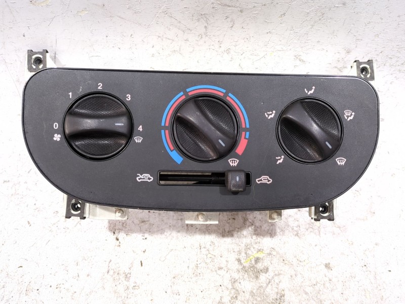 Recambio de mando climatizador para fiat doblo furgoneta/monovolumen (223_) 1.3 d multijet referencia OEM IAM   