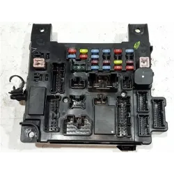 CAJA FUSIBLES/RELE 8637A641 L8637002A 