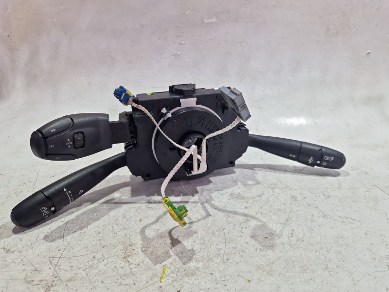 Recambio de com 2000 para peugeot 206 (1998) 1.4 hdi eco 70 referencia OEM IAM 251497  