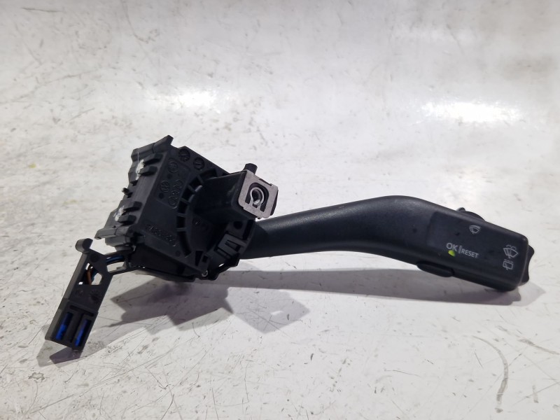 Recambio de mando limpiaparabrisas para seat toledo iii (5p2) 2.0 tdi 16v referencia OEM IAM 1K0953519A  