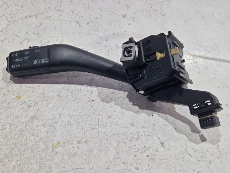 Recambio de mando luces para seat toledo iii (5p2) 2.0 tdi 16v referencia OEM IAM 1K0953513A  