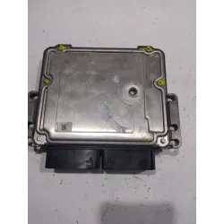 Recambio de centralita inyeccion para ford transit xxca referencia OEM IAM 0281036028  