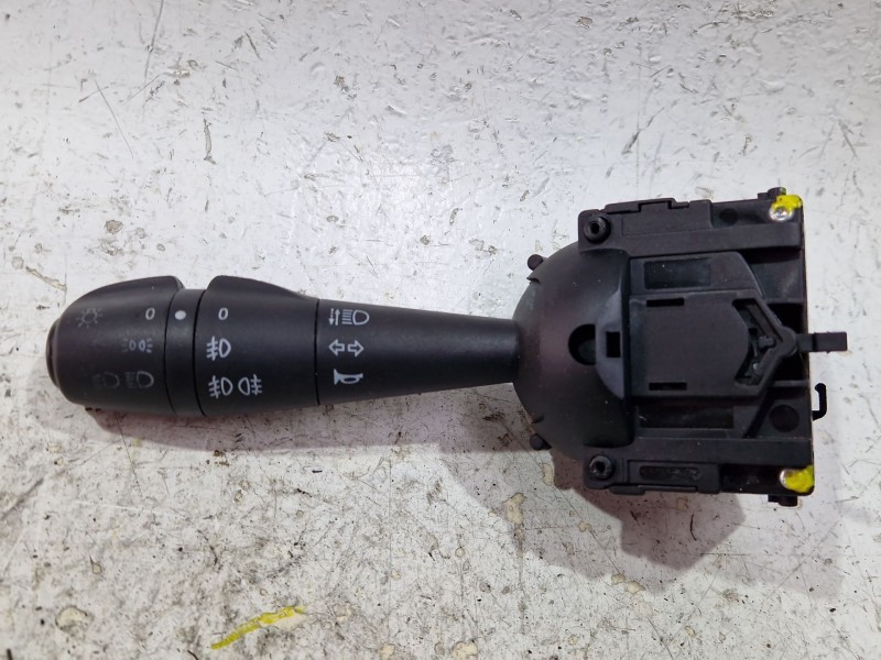 Recambio de mando intermitentes para dacia duster i (2010) 1.5 dci referencia OEM IAM   