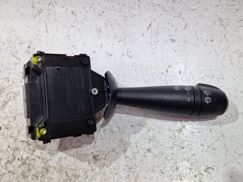 Recambio de mando limpiaparabrisas para dacia duster i (2010) 1.5 dci referencia OEM IAM E1109568  