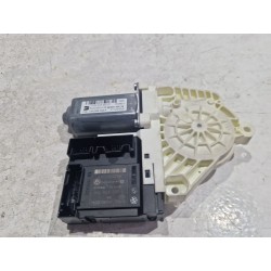 MOTOR ELEVALUNAS DELANTERO DERECHO F005S00296 