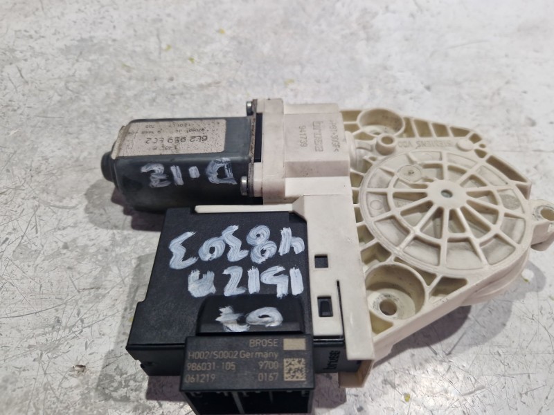 Recambio de motor elevalunas delantero izquierdo para seat ibiza iii (6l1) 1.4 tdi referencia OEM IAM 6L2959802  