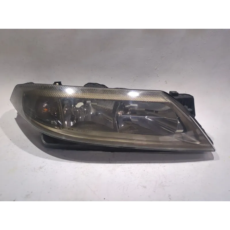 Recambio de faro delantero derecho para renault laguna (b56)(1994) 2.2 d (b56f/2) referencia OEM IAM 8200163324  