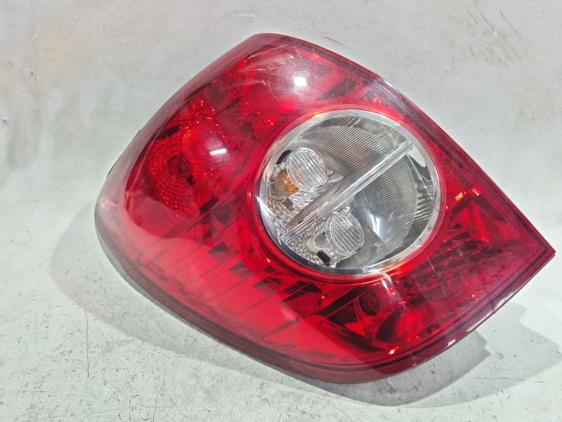 Recambio de piloto trasero izquierdo para chevrolet captiva (c100, c140) 2.0 d 4wd referencia OEM IAM E132116  