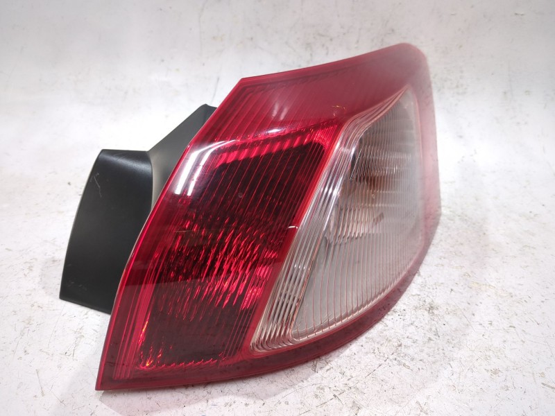 Recambio de piloto trasero derecho para mitsubishi lancer viii (cy_a, cz_a) 1.5 referencia OEM IAM 22087977  