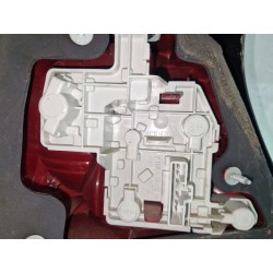 Recambio de piloto trasero derecho para ford mondeo iii (b5y) 2.0 tdci referencia OEM IAM 084311938R  