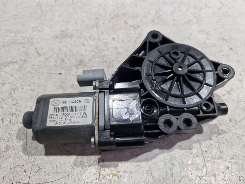 Recambio de motor elevalunas delantero izquierdo para hyundai i30 coupé 1.6 crdi referencia OEM IAM 824502R000FD  