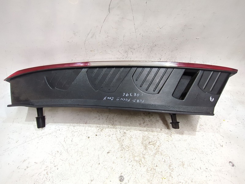 Recambio de piloto trasero derecho para ford focus c-max (dm2) 2.0 tdci referencia OEM IAM 3M5113N411AA  