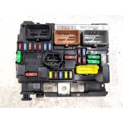 Recambio de caja reles / fusibles para citroën c3 ii (sc_) 1.6 bluehdi 75 referencia OEM IAM 9667199680  