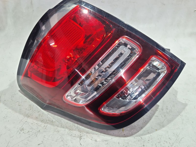 Recambio de piloto trasero izquierdo para citroën c3 ii (sc_) 1.6 bluehdi 75 referencia OEM IAM 056008  