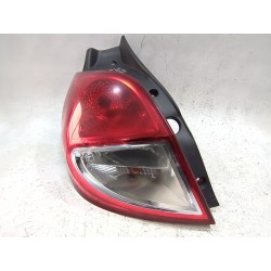 Recambio de piloto trasero izquierdo para renault clio iii (br0/1, cr0/1) 1.5 dci referencia OEM IAM 26110102  