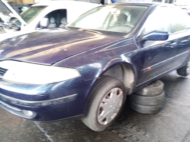 renault laguna ii (bg0)(2001) del año 2001