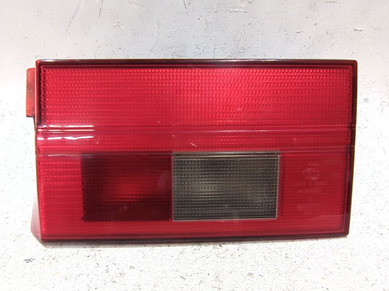 Recambio de piloto porton trasero derecho para seat toledo i (1l2) 1.6 i referencia OEM IAM 1L0945094K  