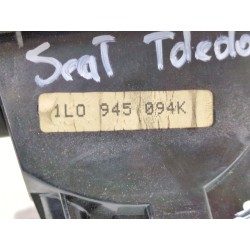 Recambio de piloto porton trasero derecho para seat toledo i (1l2) 1.6 i referencia OEM IAM 1L0945094K  