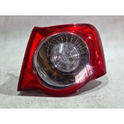 PILOTO TRASERO DERECHO E32363 