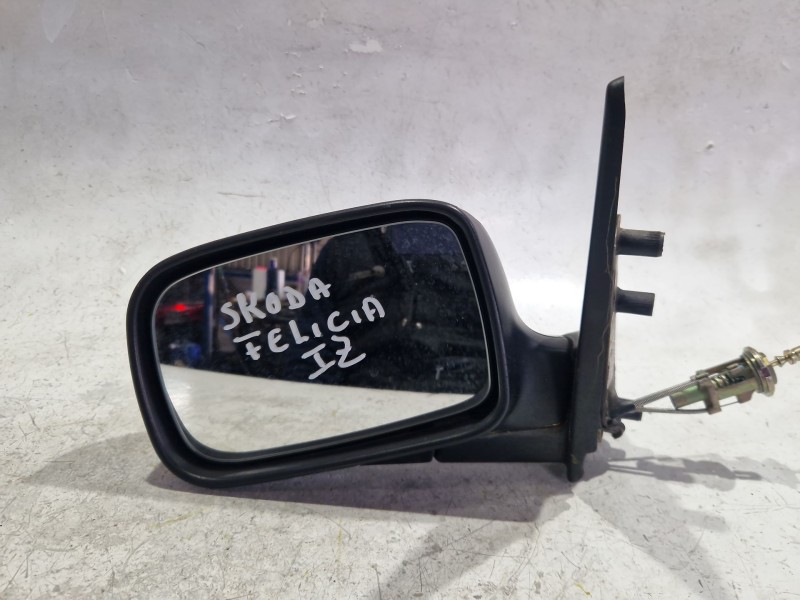 Recambio de retrovisor izquierdo para skoda felicia ii (6u1) 1.9 d referencia OEM IAM e1010388  