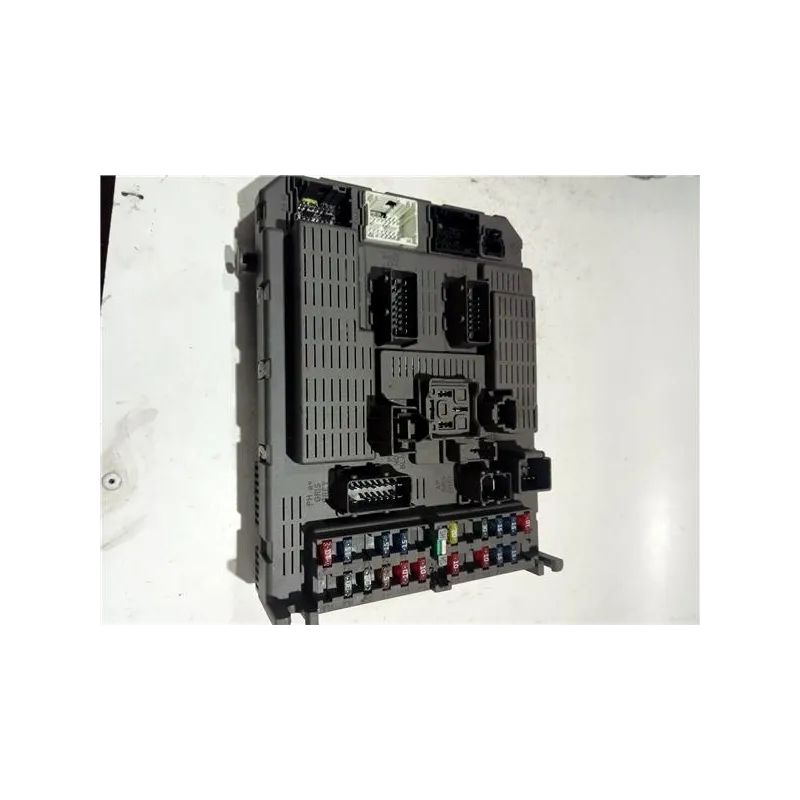 Recambio de caja fusibles/rele para citroën c5 berlina hdi (dcrhzb, dcrhze) referencia OEM IAM 9645030380  