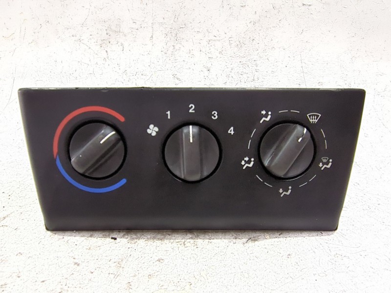 Recambio de mando climatizador para opel vectra b (j96) 2.0 di 16v (f19) referencia OEM IAM 90463845  