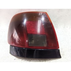 PILOTO TRASERO IZQUIERDO 8D0945095A 