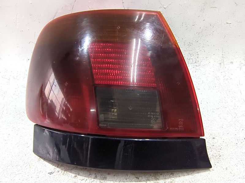 Recambio de piloto trasero izquierdo para audi a4 b5 (8d2) 1.9 tdi referencia OEM IAM 8D0945095A  