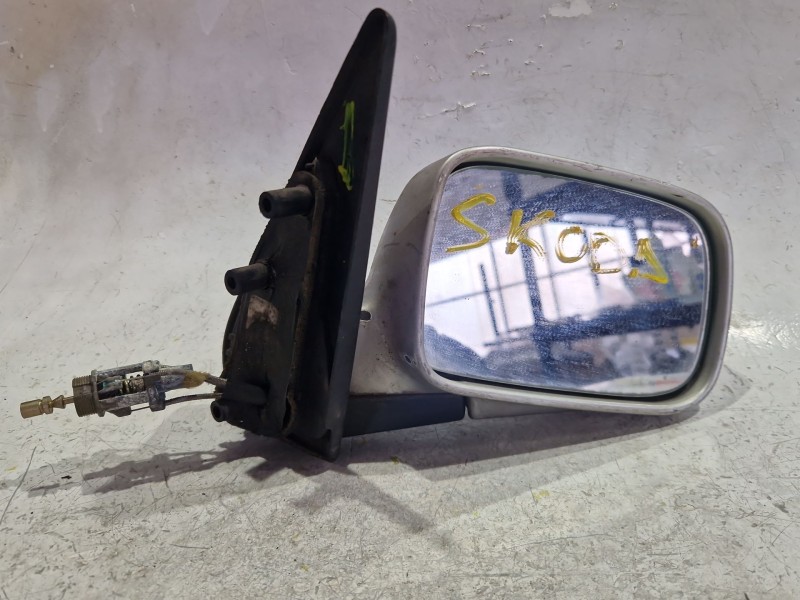 Recambio de retrovisor derecho para skoda felicia i ranchera familiar (6u5) 1.9 d referencia OEM IAM E1010388  