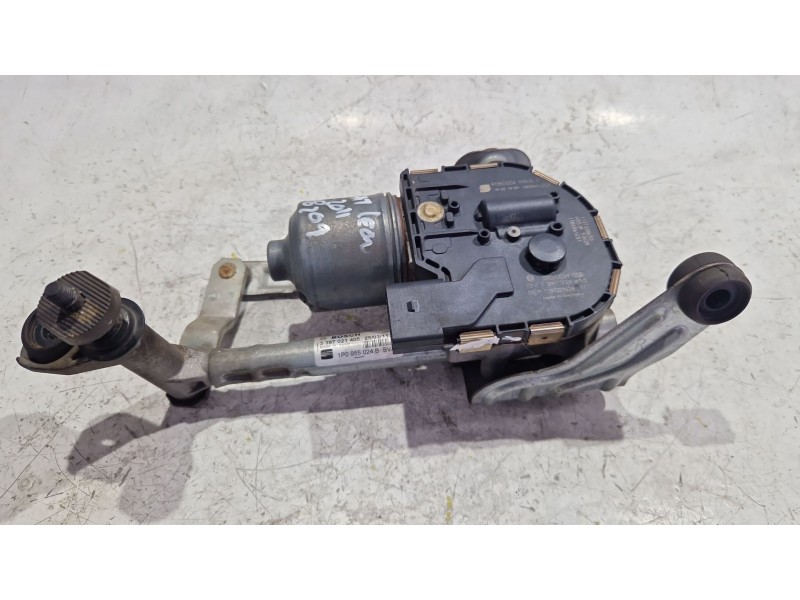 Recambio de motor limpia delantero para seat leon (1p1)(05.2005) 1.6 tdi referencia OEM IAM 1p0955120A  