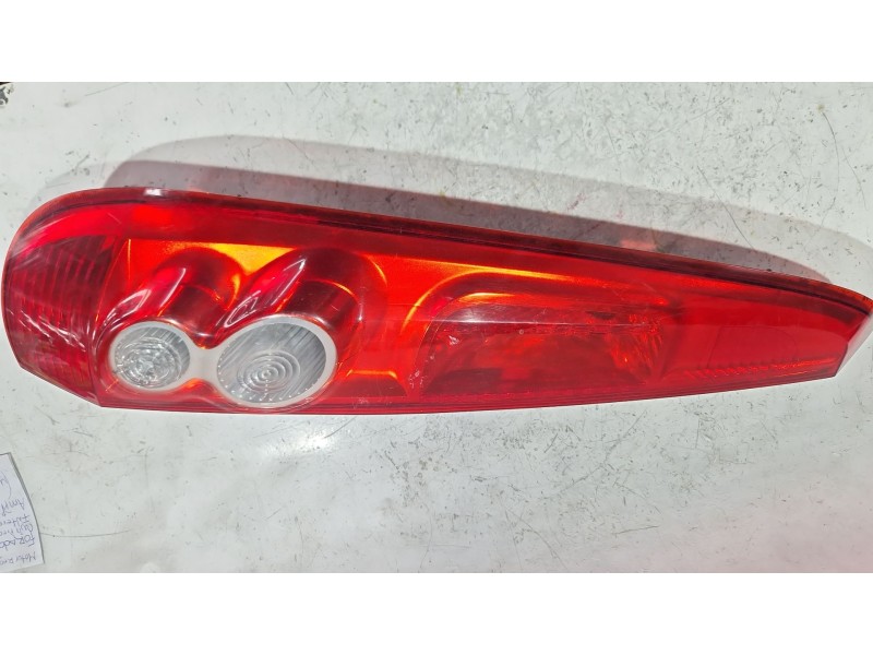 Recambio de piloto trasero izquierdo para ford fiesta v (jh_, jd_) 1.4 tdci referencia OEM IAM E410876  