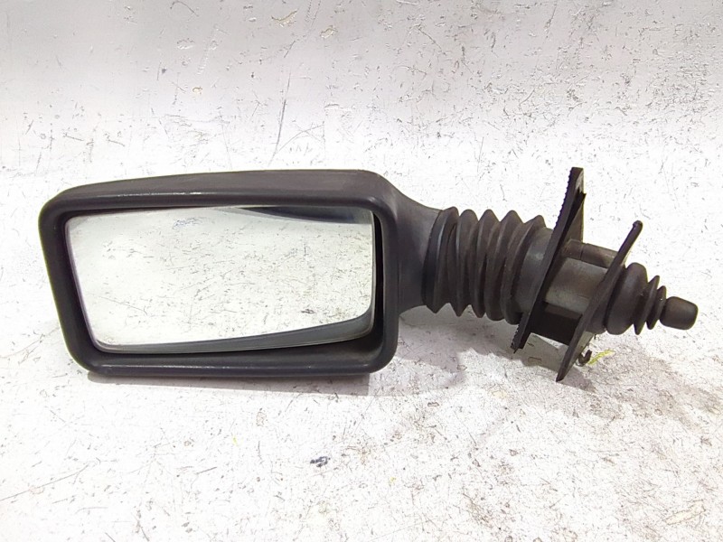 Recambio de retrovisor izquierdo para seat ronda (09.1983) 1.7 diesel referencia OEM IAM E201641  
